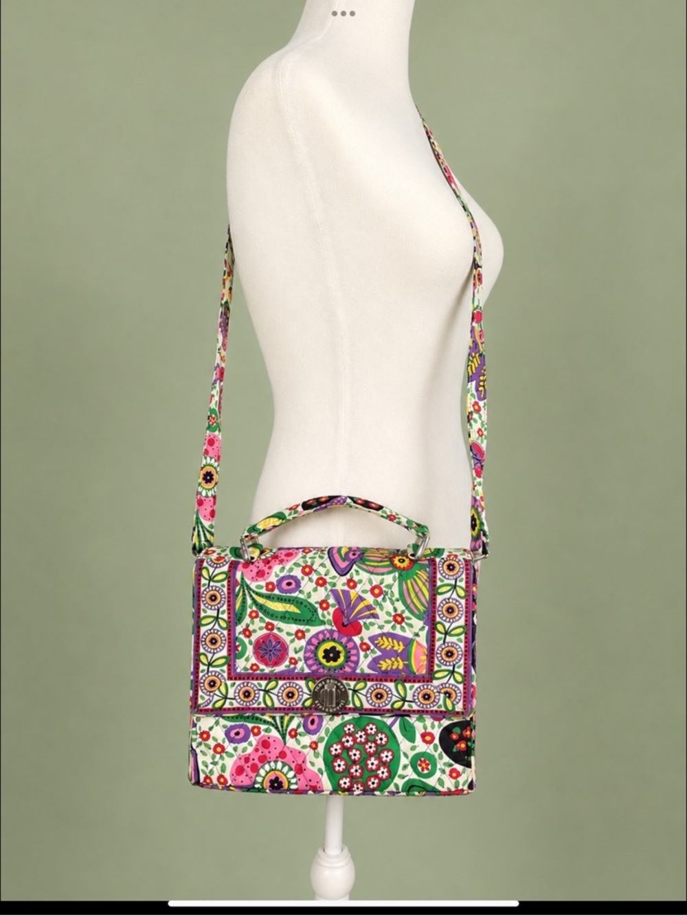 Vera Bradley Retired Floral Turn Lock Crossbody Shoulder Bag Purse Excellent